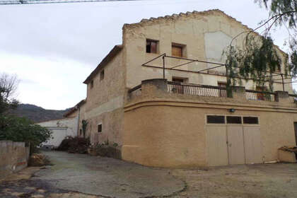 Dům na vesnici na prodej v Relleu, Alicante. 